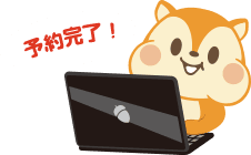旅行予約をするモッピーくん